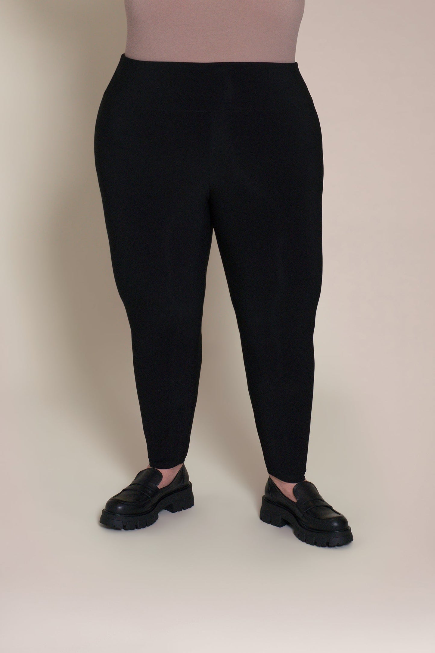 Nu Yoke Legging