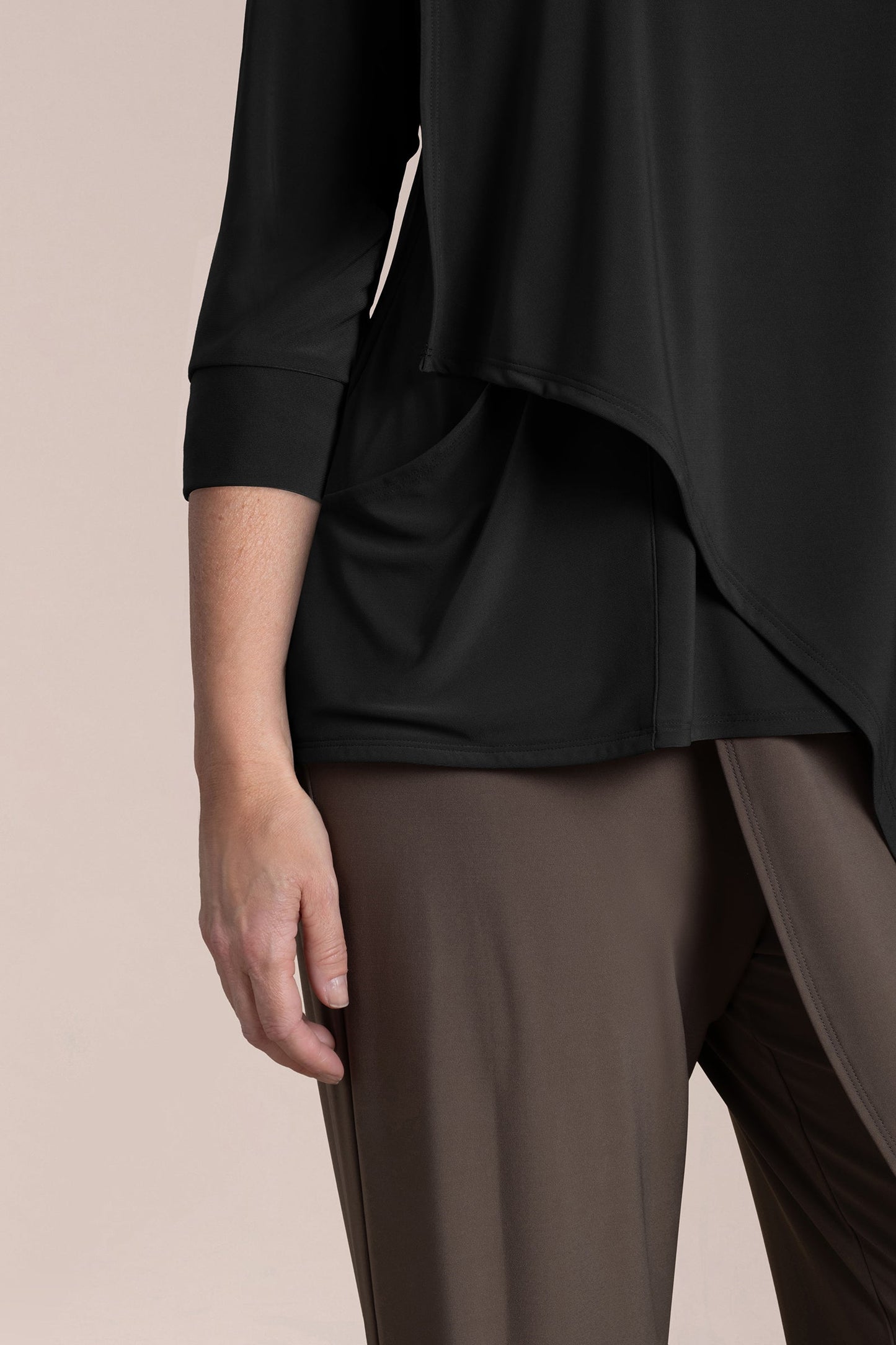 Suitable Secret Pocket Top