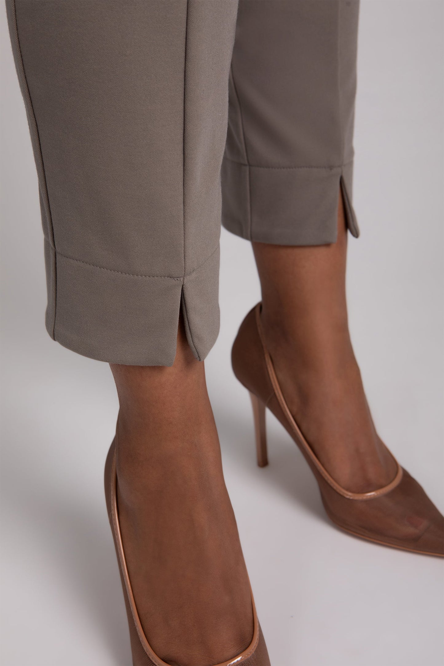 Ponte Hepburn Ankle Pant