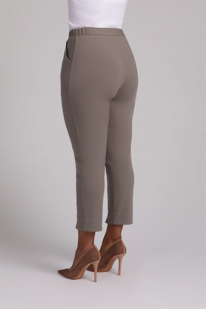 Ponte Hepburn Ankle Pant