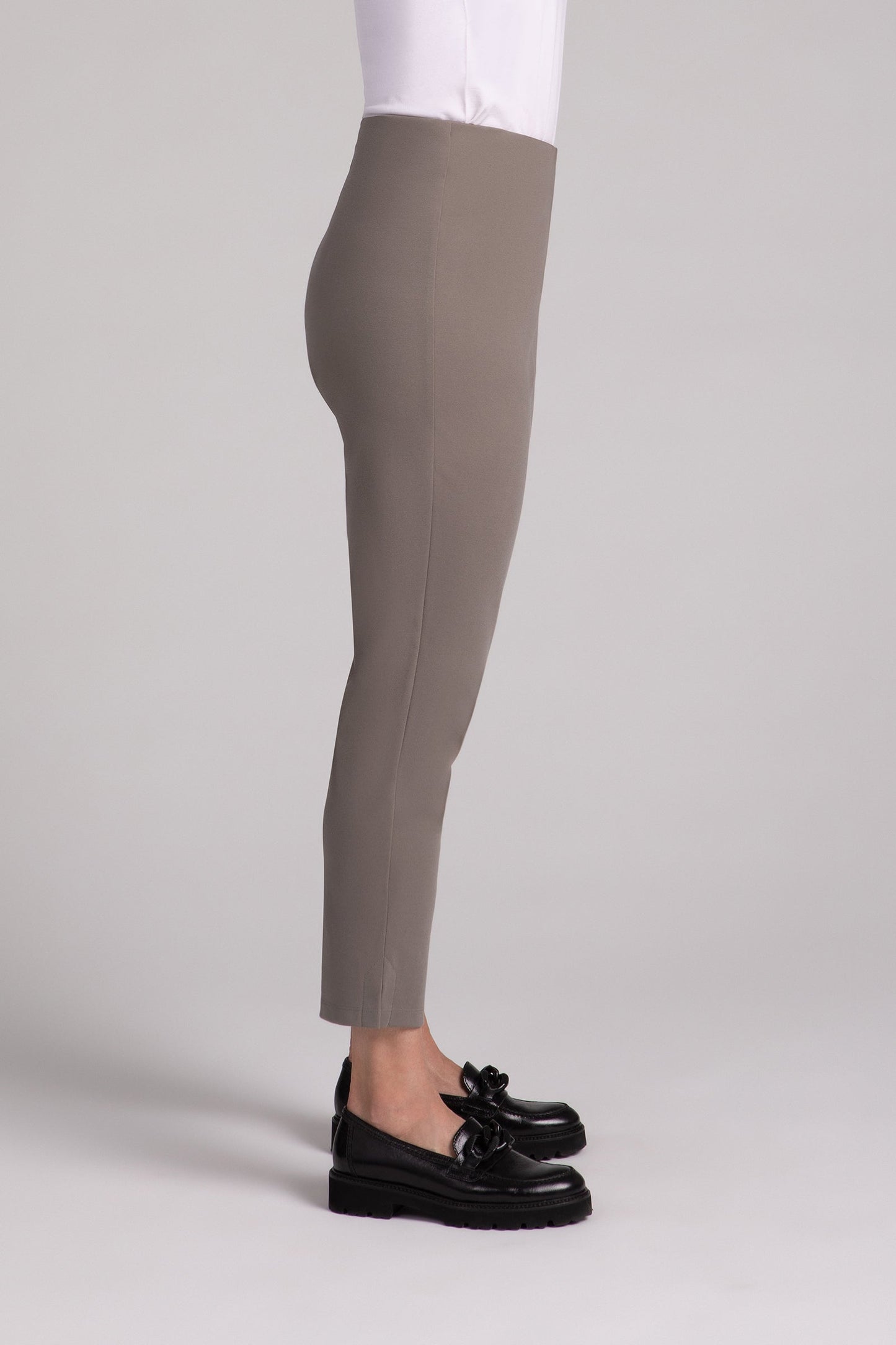 Ponte Narrow Ankle Pant