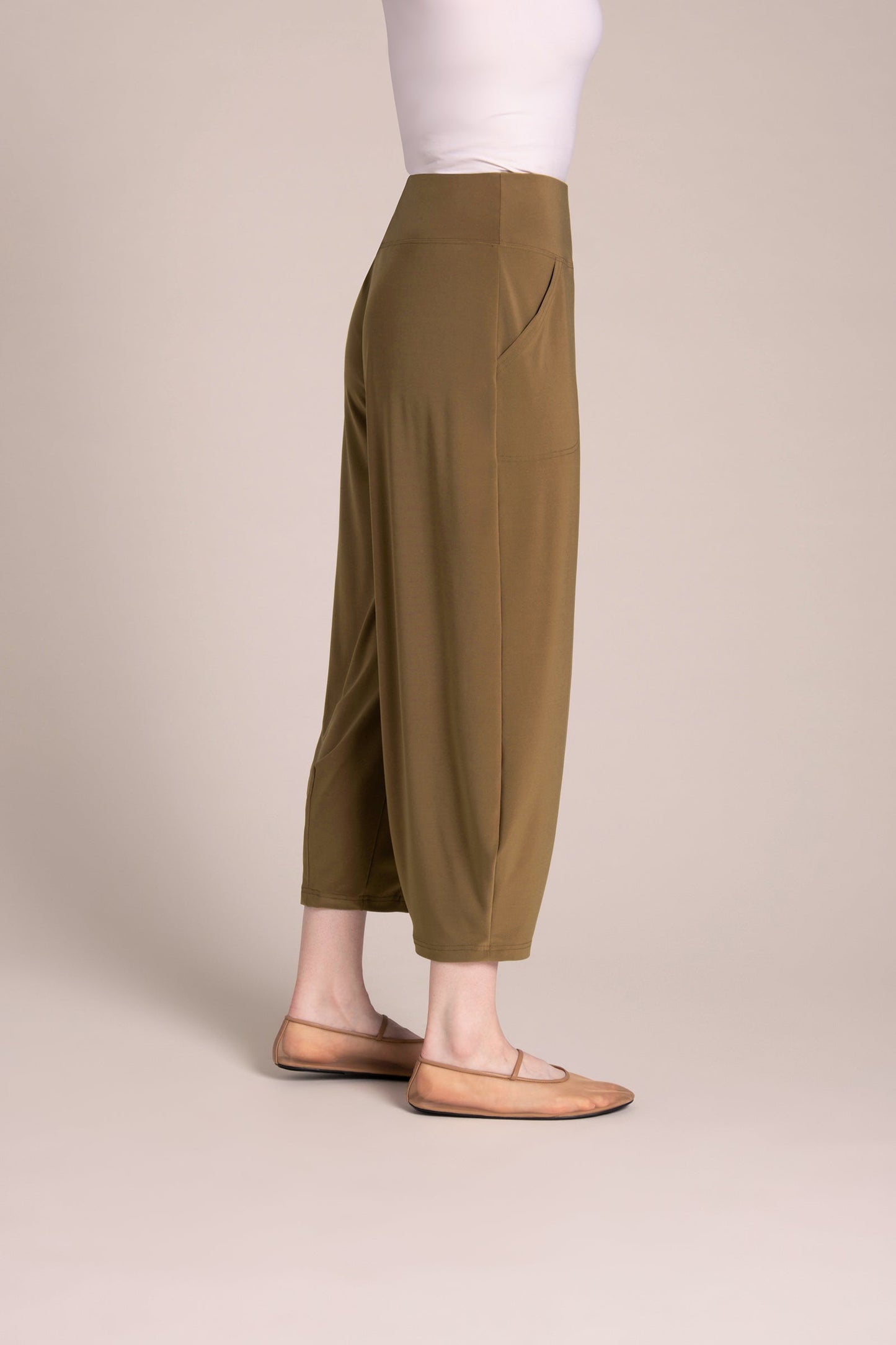 Narrow Lantern Pant