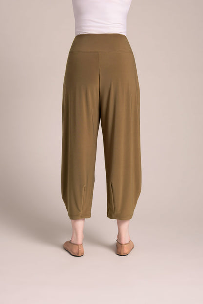 Narrow Lantern Pant