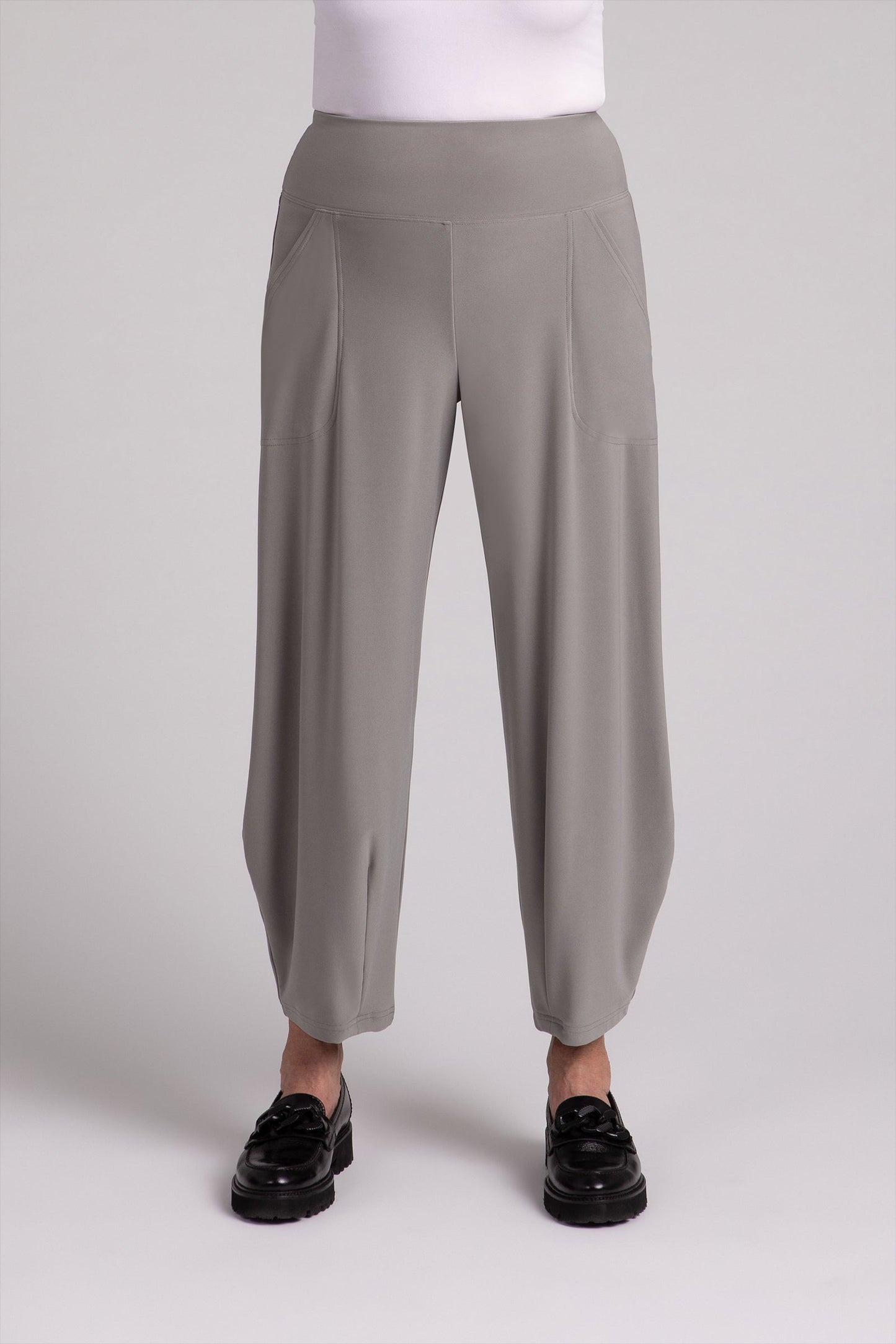 Narrow Lantern Pant