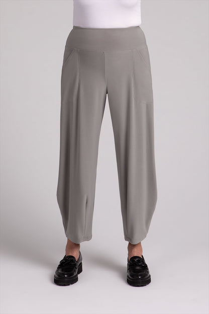 Narrow Lantern Pant