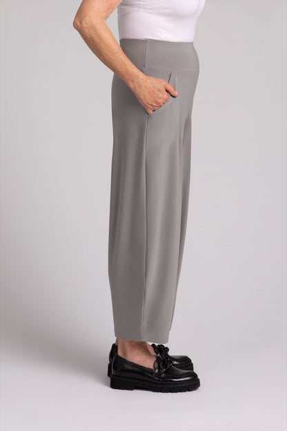 Narrow Lantern Pant