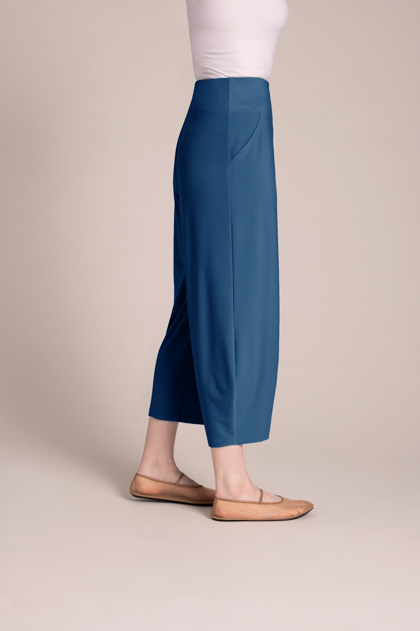 Narrow Lantern Pant