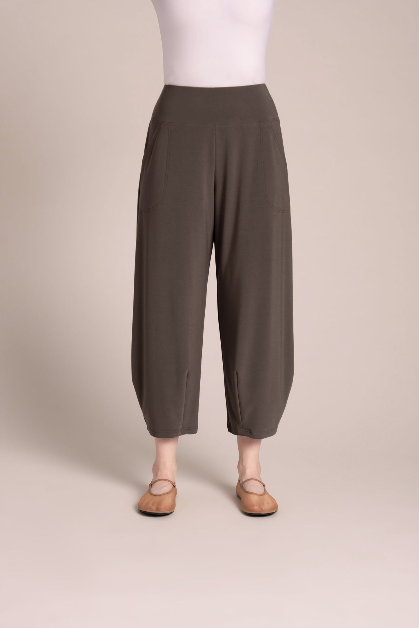 Narrow Lantern Pant