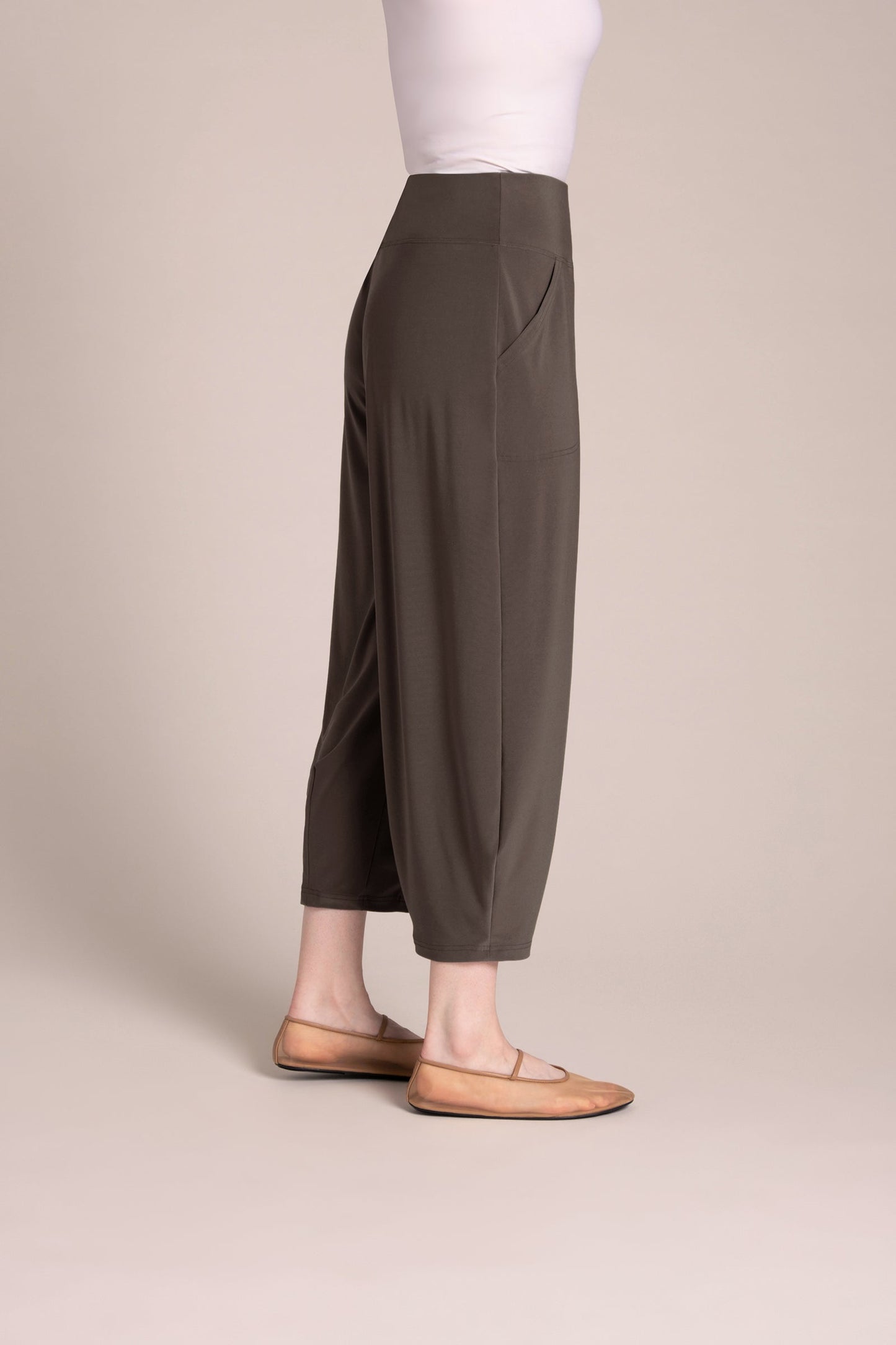 Narrow Lantern Pant