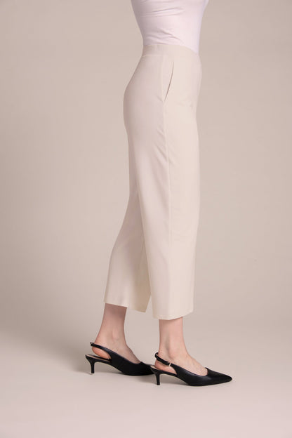 Nu Straight Leg Crop