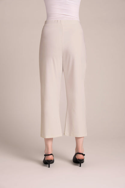 Nu Straight Leg Crop