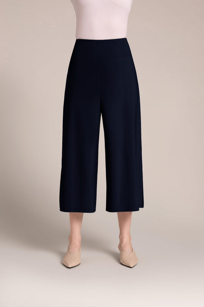 Side Slit Wide Capri