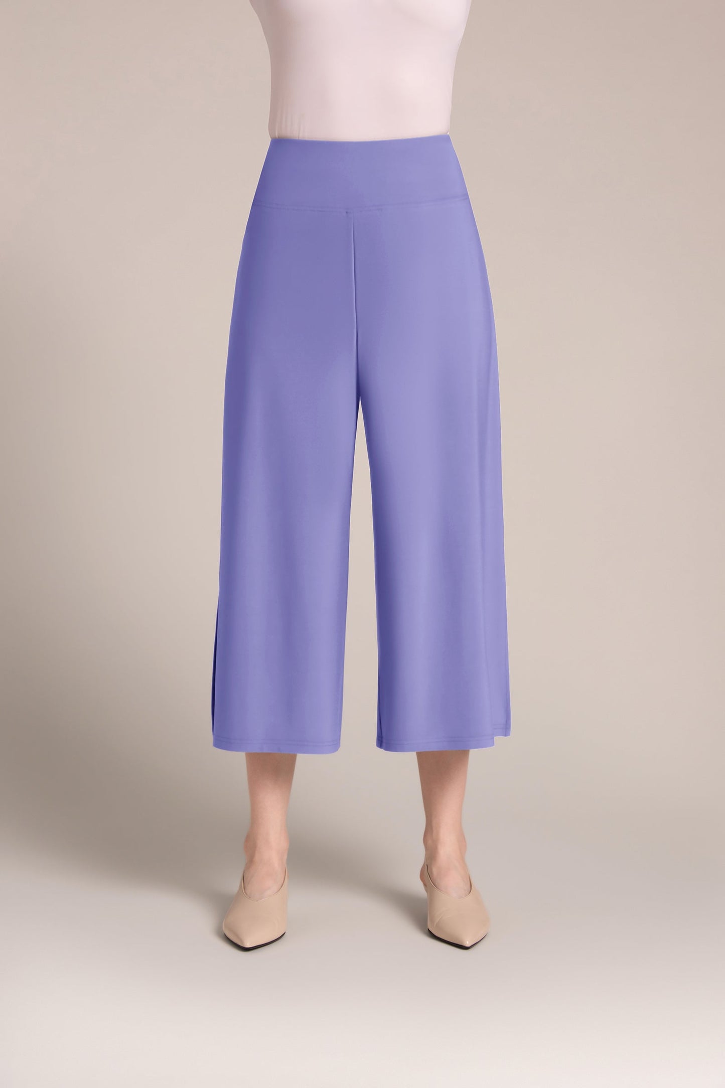 Side Slit Wide Capri