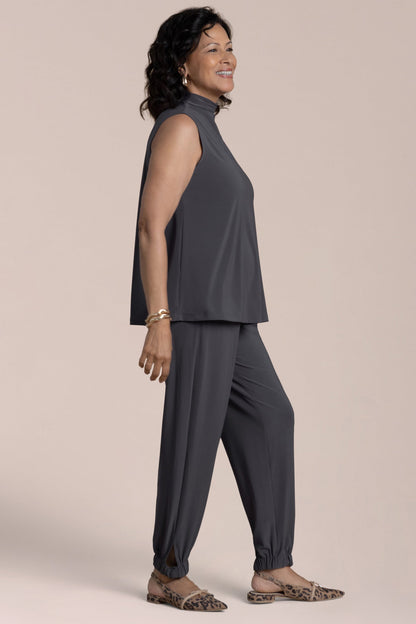 Sleeveless Echo Mock Neck Top