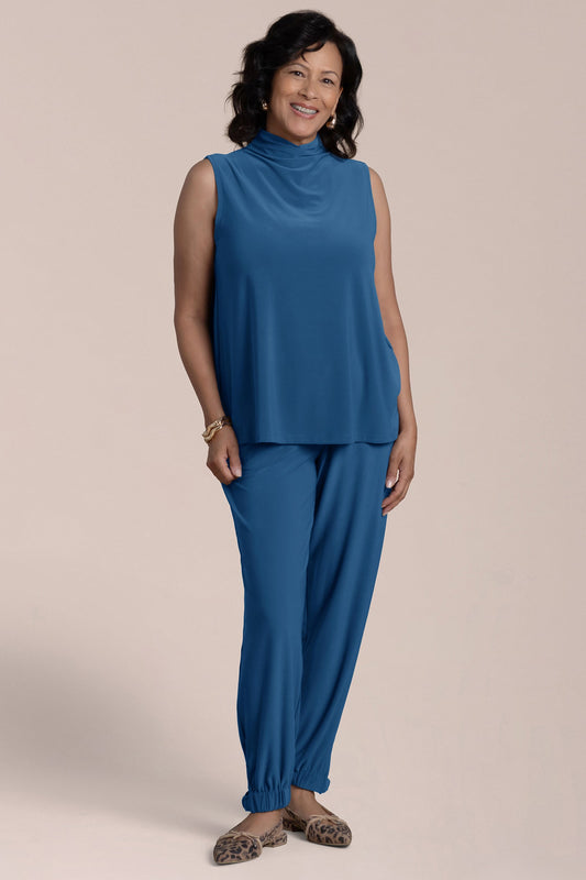 Sleeveless Echo Mock Neck Top