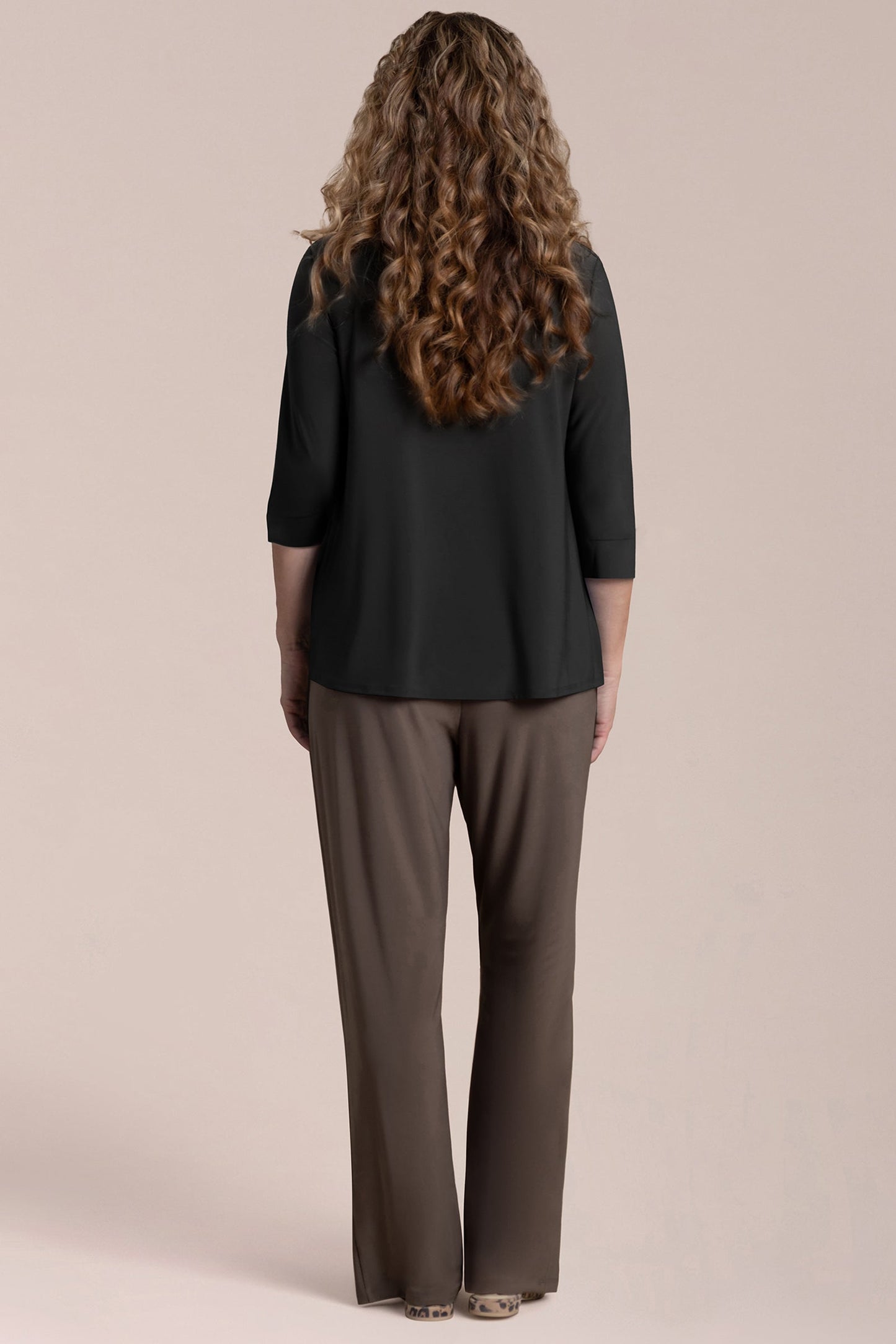 Suitable Secret Pocket Top